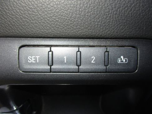 Used 2018 Chevrolet Silverado 1500 LTZ w/ Sport Package image 32