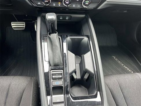 Used 2023 Honda Accord Sport image 32