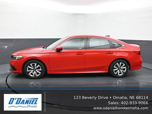 Used 2023 Honda Civic LX image 2
