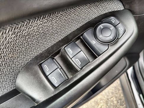 Used 2023 Chevrolet TrailBlazer LT FWD image 15