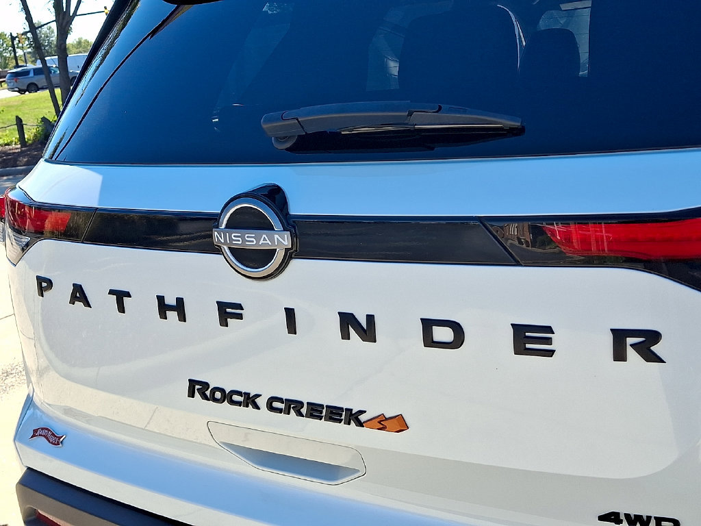 Used 2023 Nissan Pathfinder Rock Creek AWD/4WD image 31