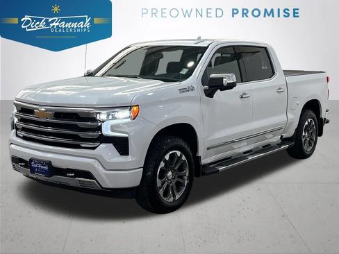 Used 2025 Chevrolet Silverado 1500 High Country w/ Z71 Off-Road Package AWD/4WD image 1