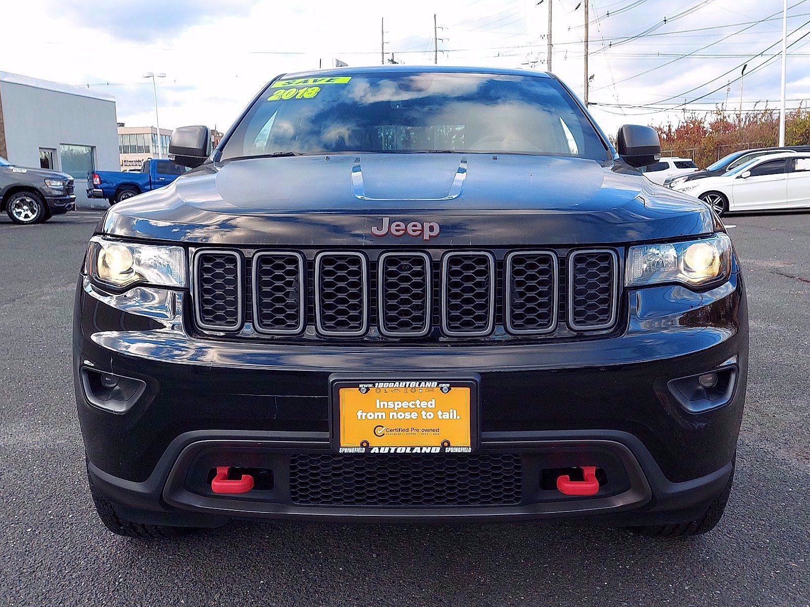Used 2018 Jeep Grand Cherokee Trailhawk AWD/4WD image 2