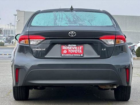 Certified 2025 Toyota Corolla LE image 8