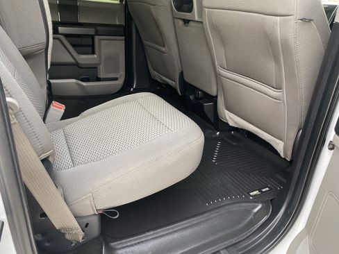 Used 2019 Ford F150 XLT image 8