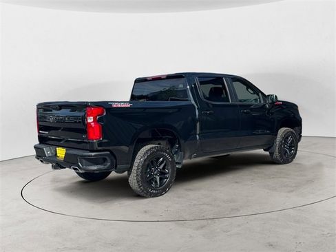 Used 2024 Chevrolet Silverado 1500 LT Trail Boss image 7