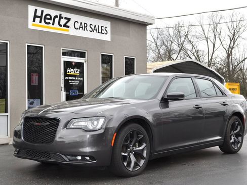 Used 2023 Chrysler 300 S w/ Comfort Group image 1