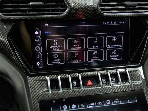 Used 2024 Lamborghini Urus Performante image 34