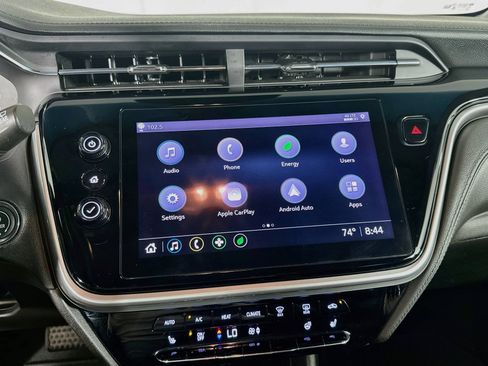 Used 2022 Chevrolet Bolt LT w/ Infotainment Package FWD image 21