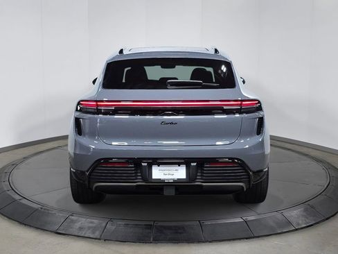 Used 2025 Porsche Macan Turbo Electric AWD/4WD image 6