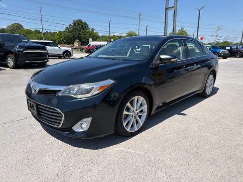 Used 2015 Toyota Avalon Limited FWD image 1