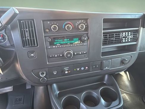 Used 2024 Chevrolet Express 3500 LT w/ LT Preferred Equipment Group RWD image 24