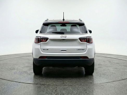 Used 2025 Jeep Compass Limited AWD/4WD image 7
