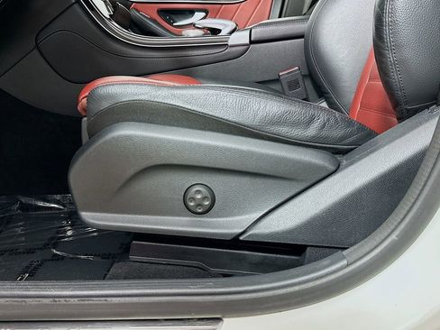 Used 2019 Mercedes-Benz GLC 43 AMG 4MATIC Coupe image 23