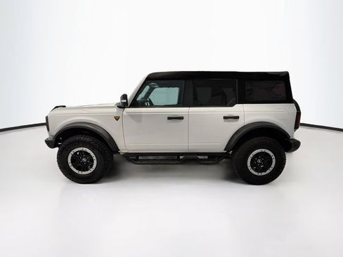 Used 2023 Ford Bronco Badlands AWD/4WD image 4