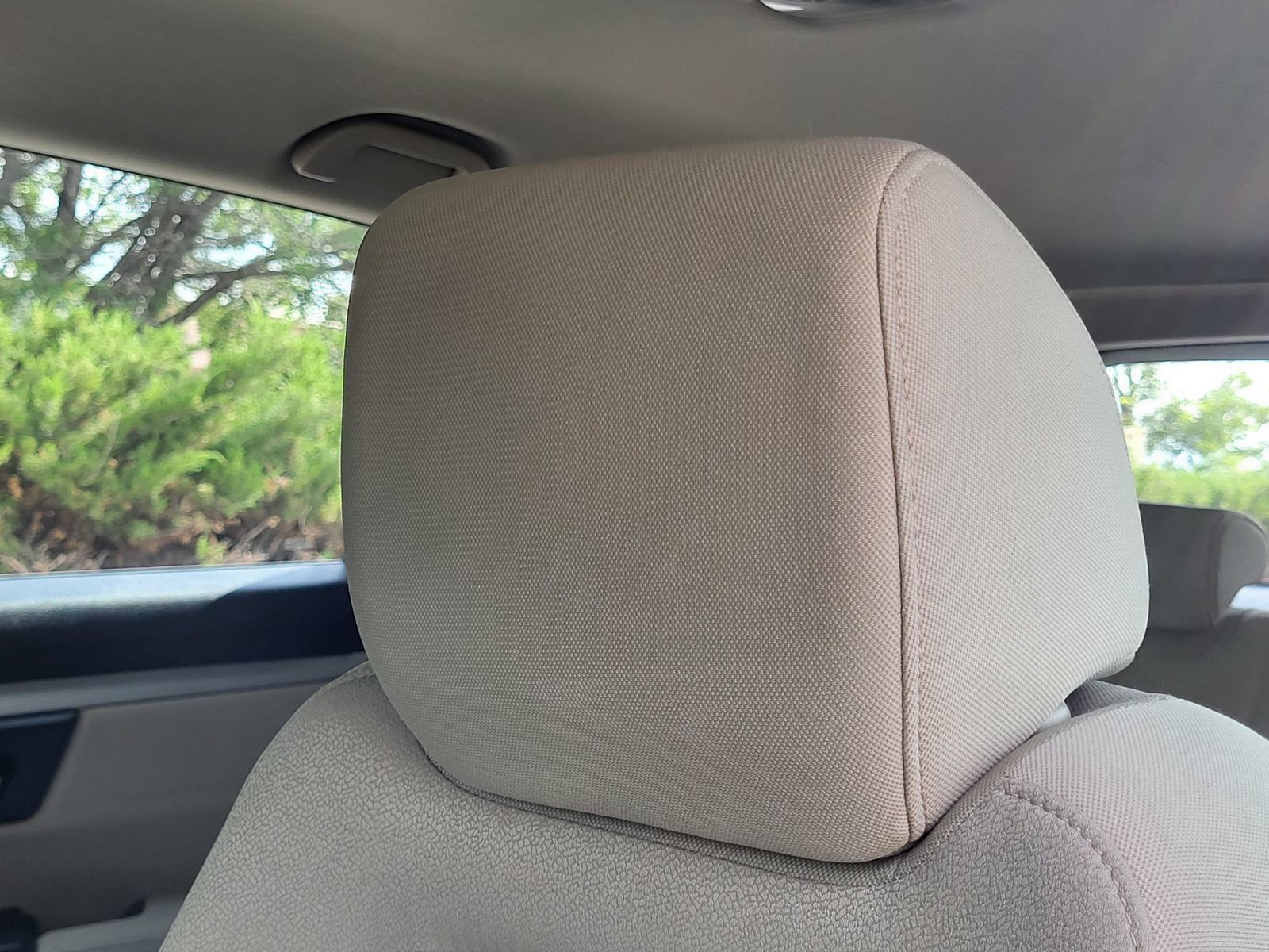 Used 2020 Honda CR-V LX image 14