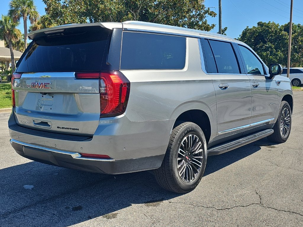 Used 2025 GMC Yukon XL Elevation AWD/4WD image 6
