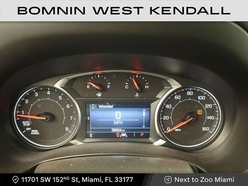 Used 2023 GMC Terrain SLE w/ Driver Convenience Package image 11