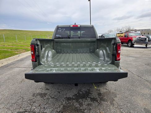 New 2026 RAM 1500 4x4 Crew Cab image 28