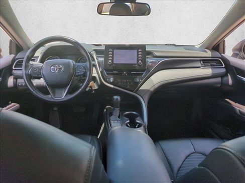 Used 2023 Toyota Camry SE FWD image 16