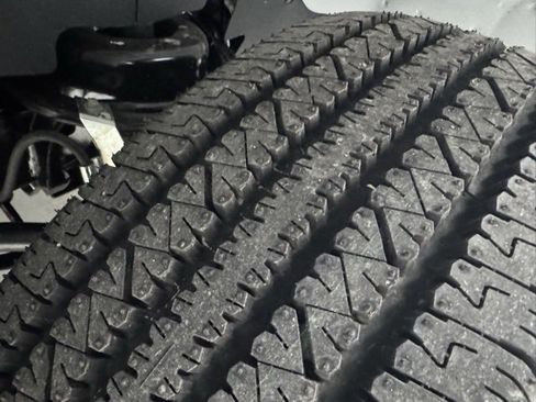 New 2025 Chevrolet Express 2500 w/ Driver Convenience Package image 34