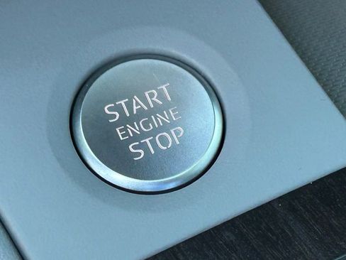 Used 2025 Audi Q5 Prestige image 35