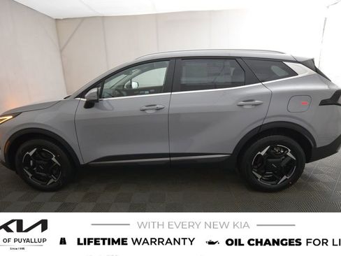 New 2026 Kia Sportage EX image 8