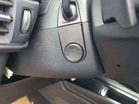 New 2026 Lincoln Corsair Premiere image 15