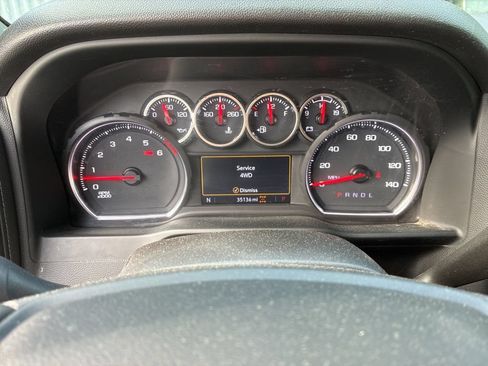 Used 2023 Chevrolet Silverado 2500 LT w/ Convenience Package AWD/4WD image 18