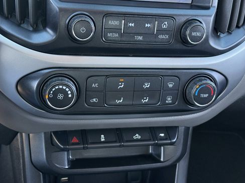 Used 2015 Chevrolet Colorado LT w/ LT Convenience Package image 31