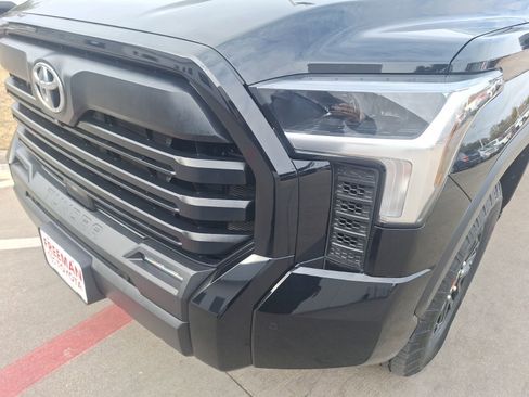 Used 2025 Toyota Tundra SR5 image 10