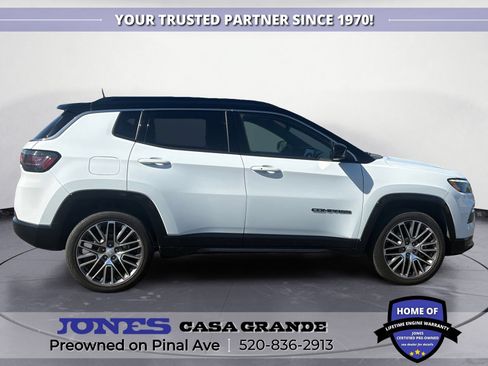 Used 2023 Jeep Compass Limited w/ Elite Group AWD/4WD image 7