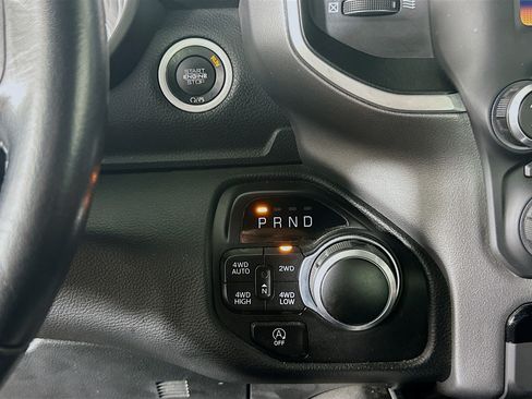Used 2022 RAM 1500 Big Horn AWD/4WD image 24