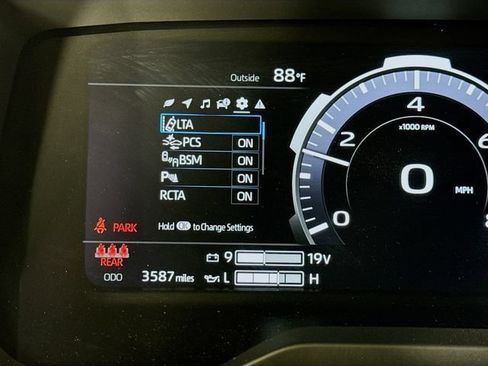 Certified 2025 Toyota Tundra Limited AWD/4WD image 14