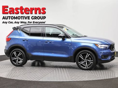 Used 2020 Volvo XC40 T5 R-Design AWD/4WD image 4