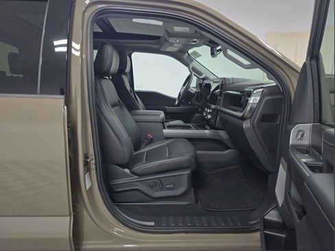Used 2026 Ford F450 Lariat image 6