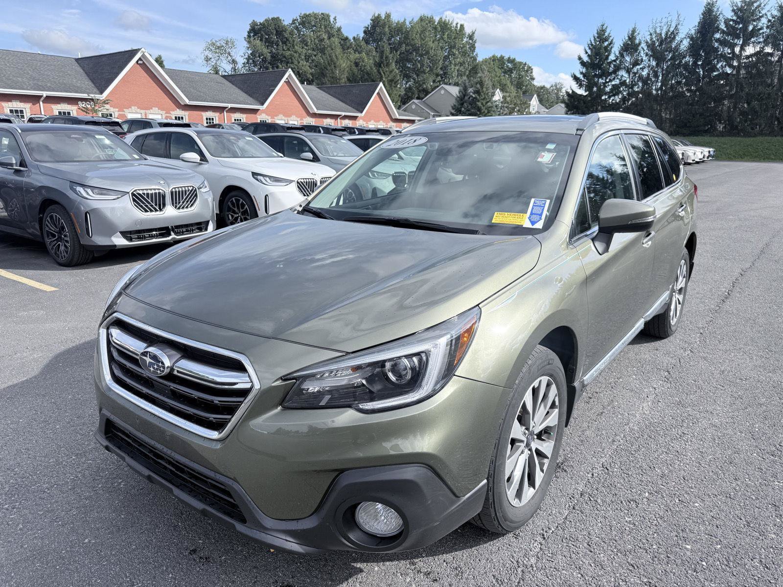 Used 2018 Subaru Outback 3.6R Touring AWD/4WD image 3