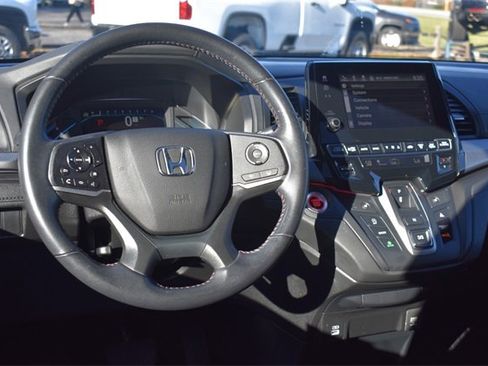 Used 2023 Honda Odyssey Sport image 22