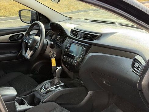 Used 2019 Nissan Rogue Sport S image 20