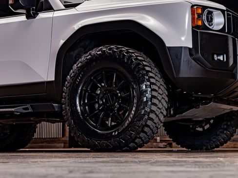 Used 2025 Toyota Land Cruiser 1958 image 16