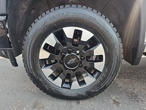 Used 2020 Chevrolet Silverado 2500 Custom w/ Custom Value Package AWD/4WD image 27