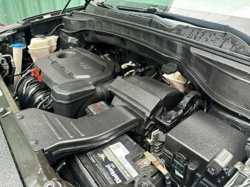 Used 2017 Hyundai Santa Fe Sport image 36