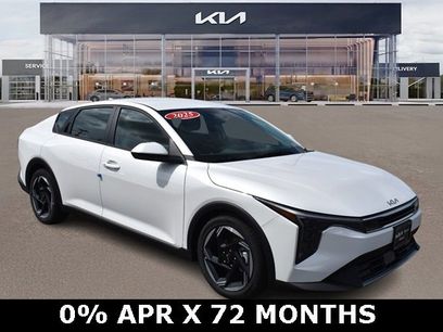 New 2025 Kia K4 EX