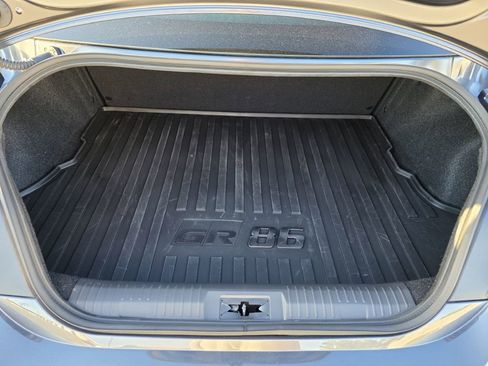 Used 2024 Toyota GR86 Premium image 19