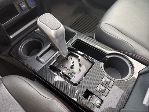 Used 2024 Toyota 4Runner TRD Off-Road Premium image 35