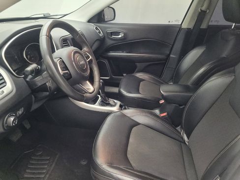 Used 2021 Jeep Compass Latitude FWD image 17
