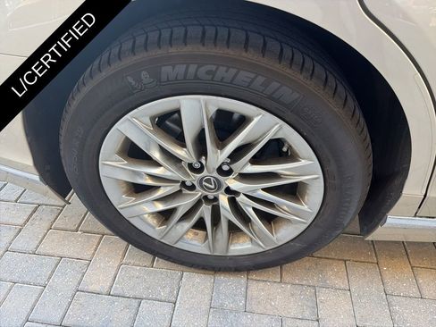 Used 2019 Lexus LS 500 AWD image 10