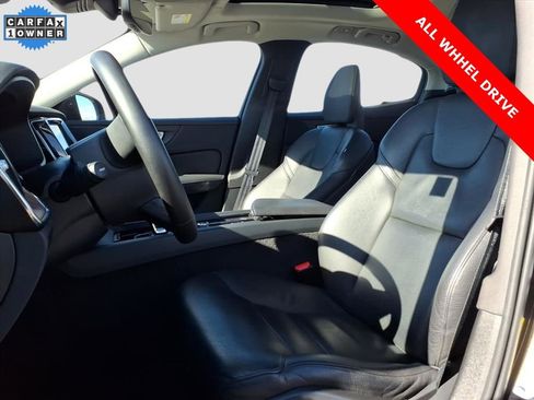 Used 2024 Volvo S60 B5 Plus image 12