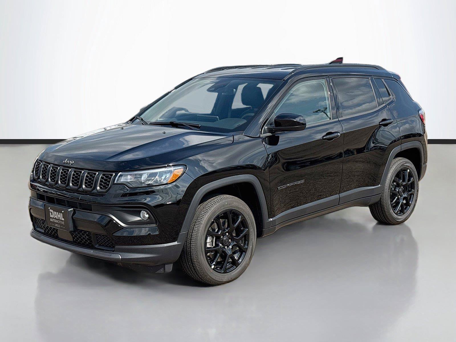 New 2026 Jeep Compass Latitude AWD/4WD image 4
