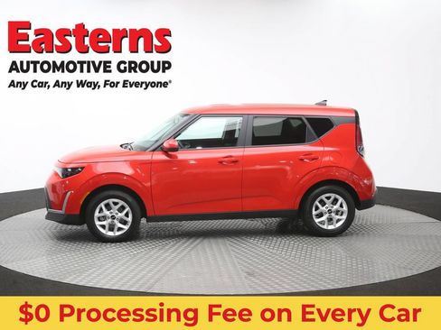 Used 2025 Kia Soul LX w/ LX Technology Package FWD image 59